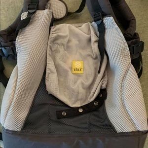Lillebaby Airflow Toddler Carryon Carrier